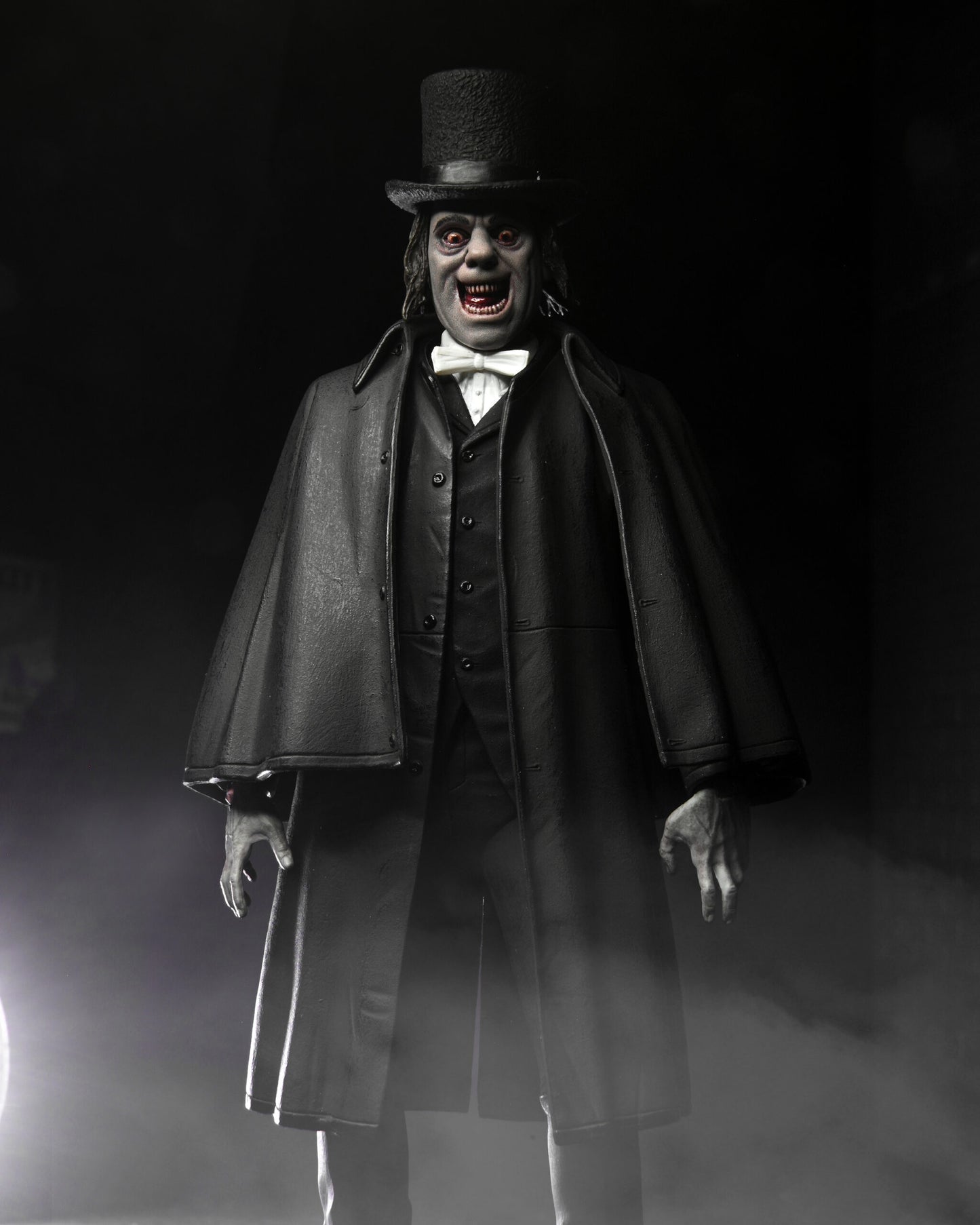 London After Midnight (1927) 7″ Scale Action Figure – Ultimate Professor Edward Burke