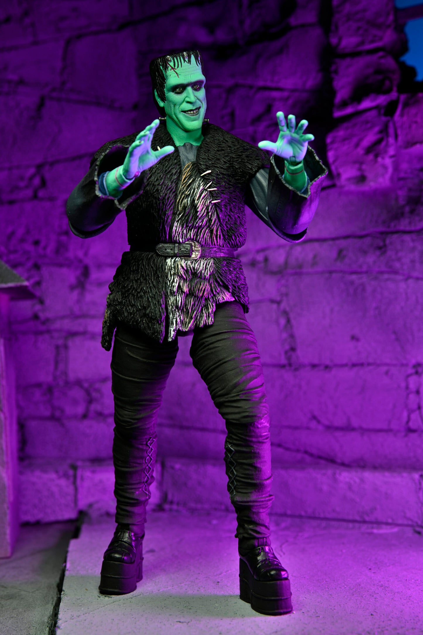 NECA Rob Zombie's The Munsters Ultimate Herman Munster Figure