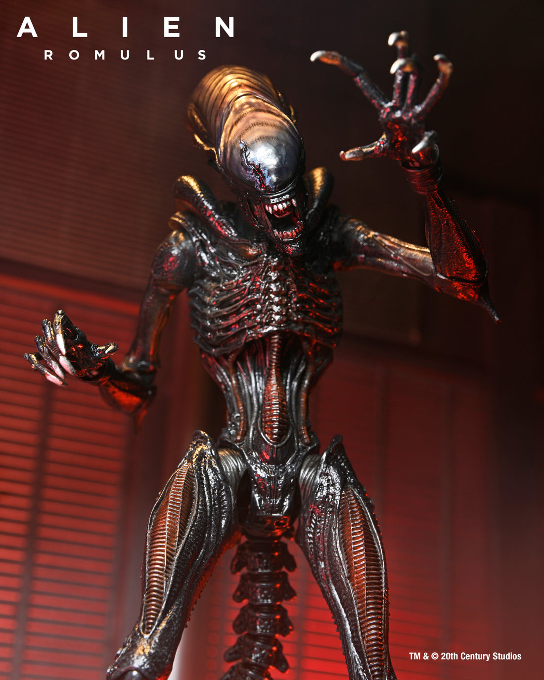Alien: Romulus Ultimate Scorched Xenomorph 7-inch Scale Action Figure