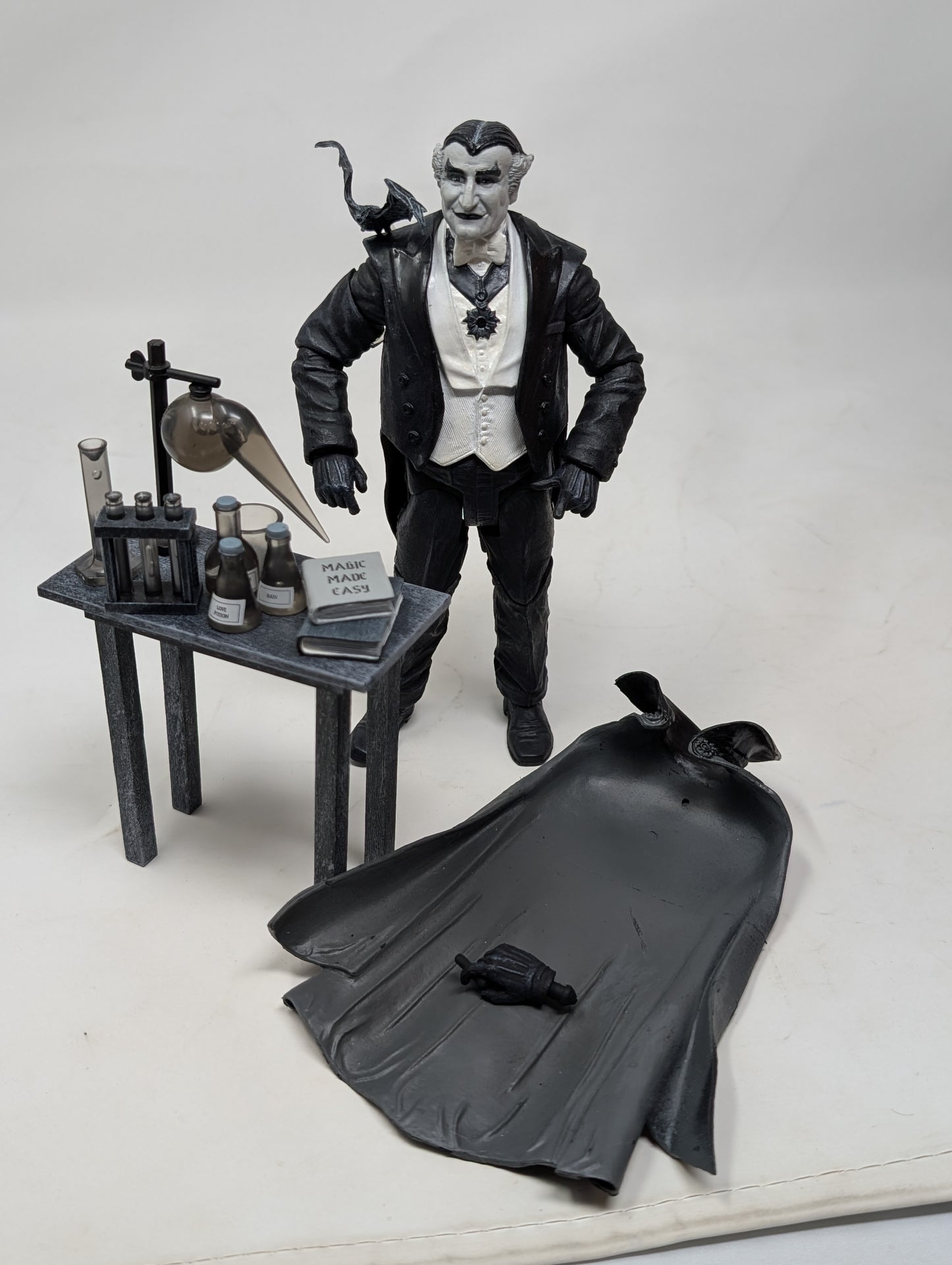 Diamond Select Grandpa Munster (Loose)