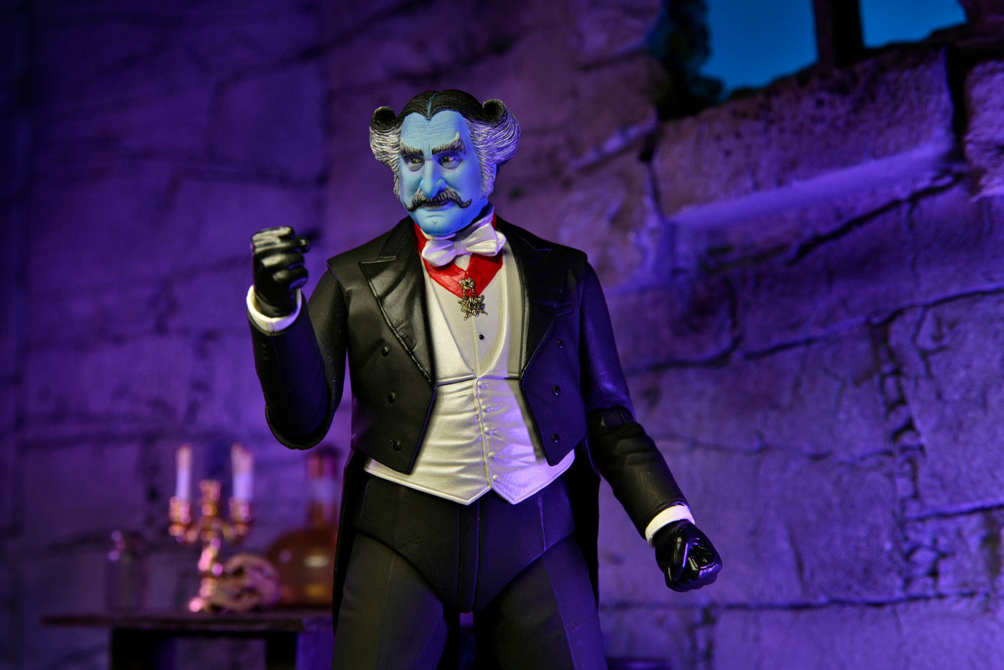 NECA Rob Zombie's The Munsters Ultimate The Count Figure