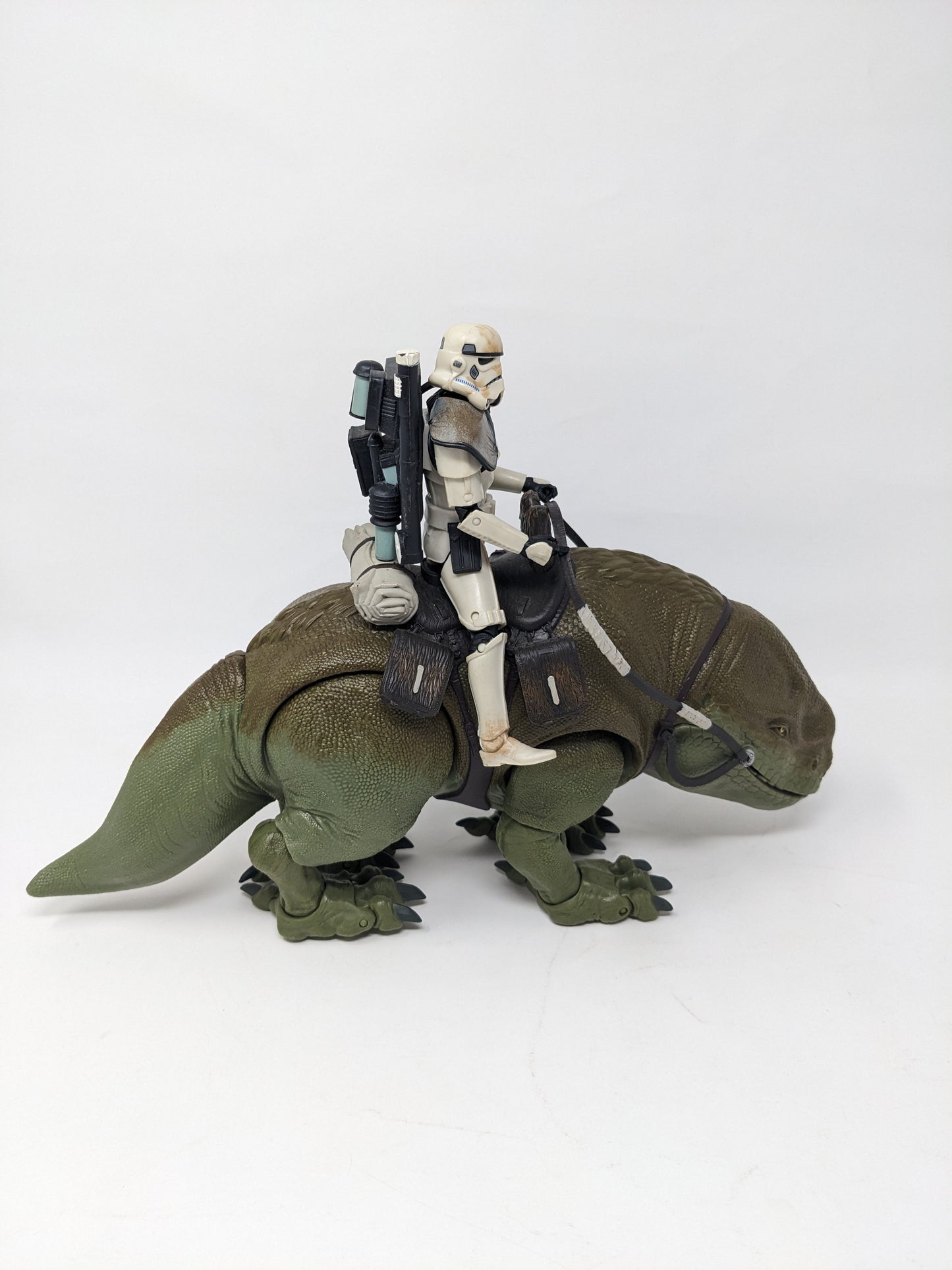 Star Wars 6in Black Series Dewback w/Sandtrooper (Loose)