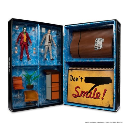 DC Multiverse Joker Movie Live with Murray Franklin Deluxe Collector Set with 7-Inch Scale Action Figure 2-Pack
