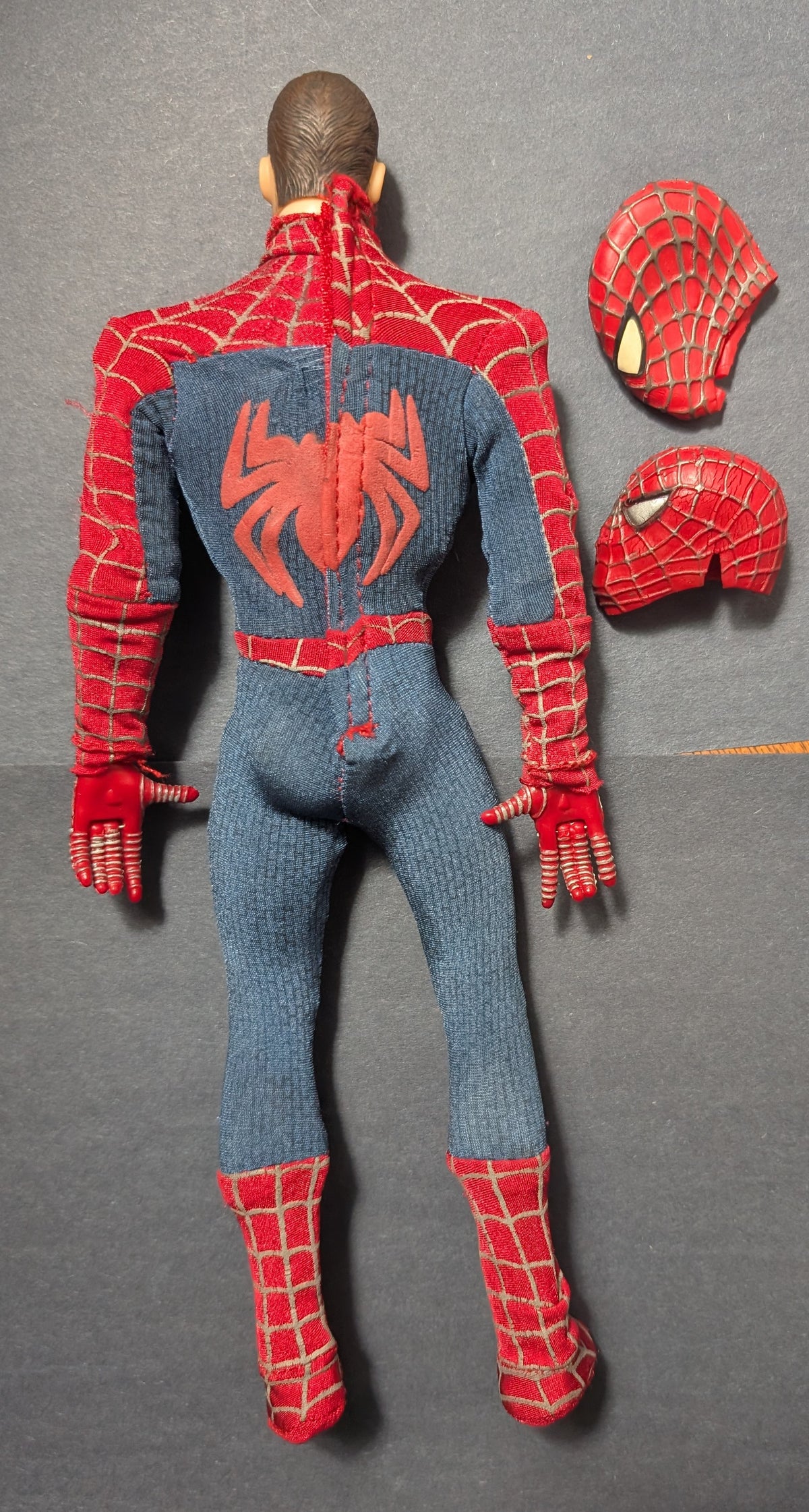 2001 Spider-Man Collector Series 12" Figure Tobey Maguire Loose
