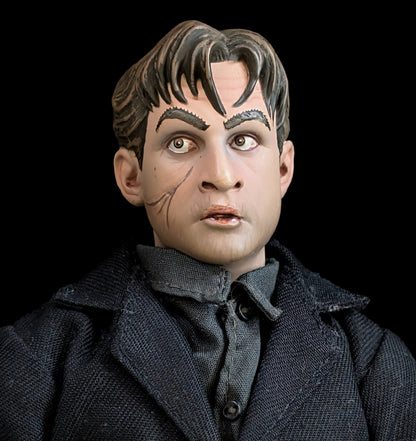 2001 Universal Monsters 12" Sideshow Fritz figure w/base