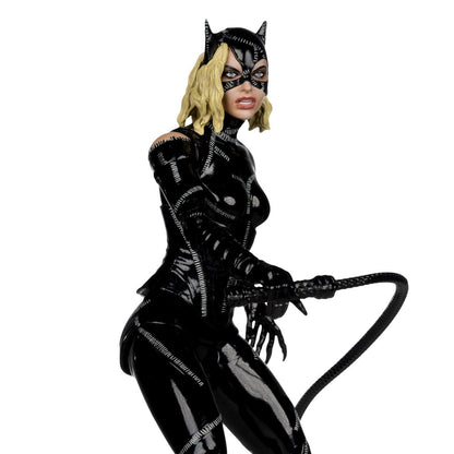 DC Multiverse Deluxe Theatrical Edition Wave 5 Batman Returns Battle Damaged Catwoman 7-Inch Scale Action Figure
